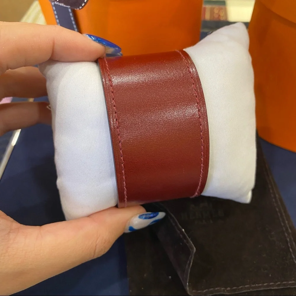 HERMES Rouge H Box Leather Gold Plated Intense cuff Bracelet Small - Picture 6 of 12